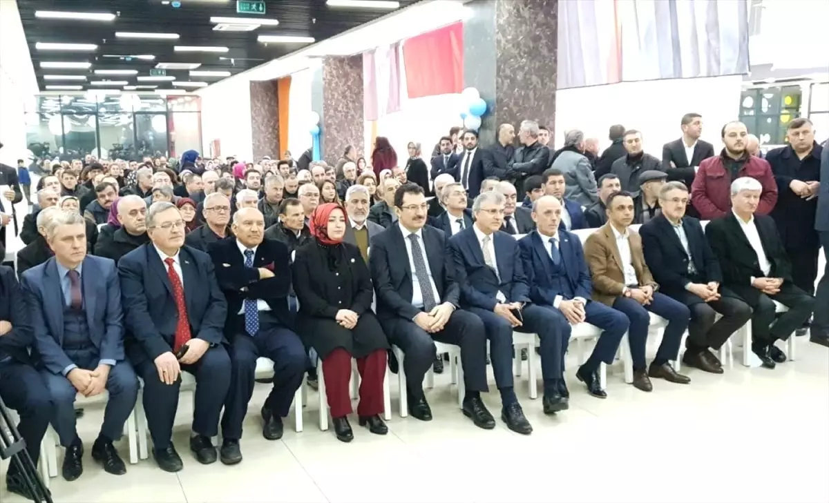 Erenler\'de "Yaşam Merkezi" Hizmete Açıldı