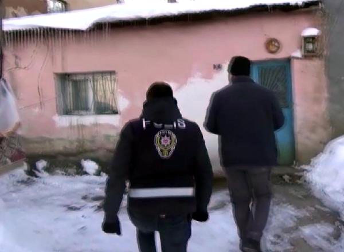 Erzurum Polisinden Şafak Operasyonu