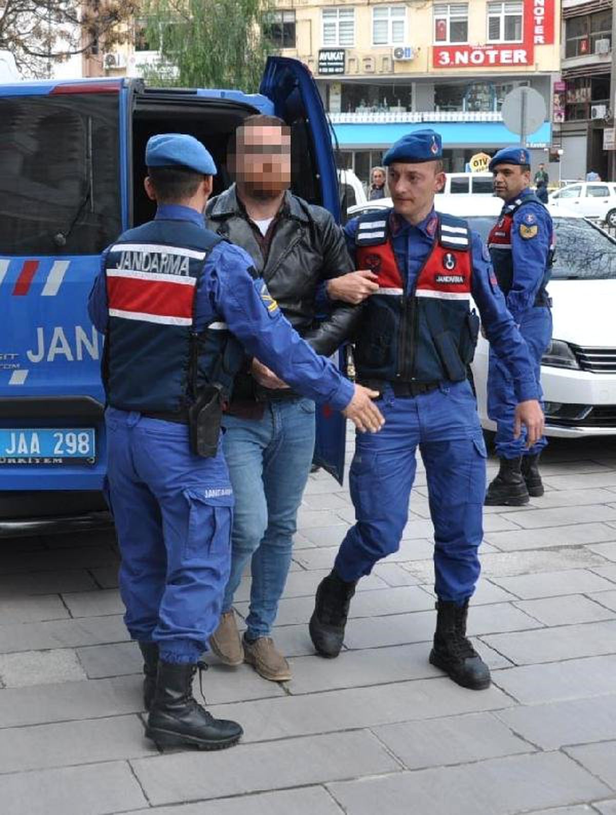 İnsan Kaçakçılığı Şüphelilerinden 6\'sına Tutuklama