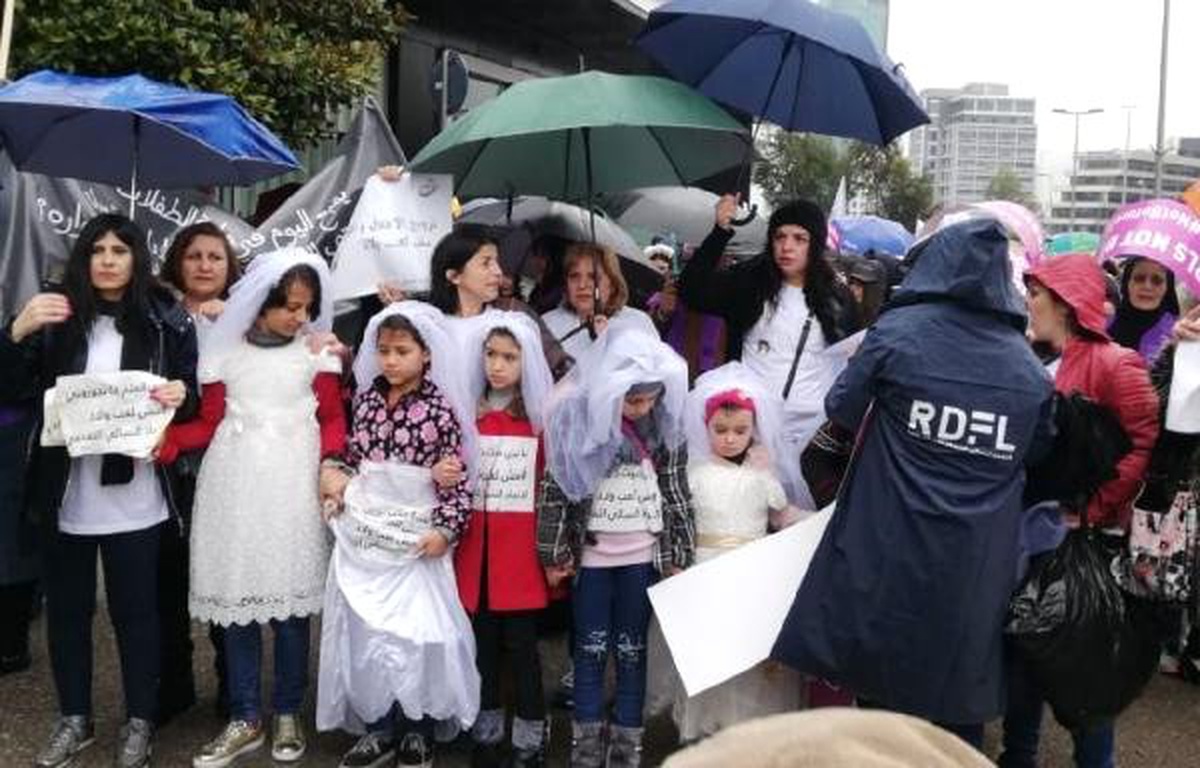 Lübnan\'da Kadınlar, Çocuk Evliliğine Karşı Yürüdü
