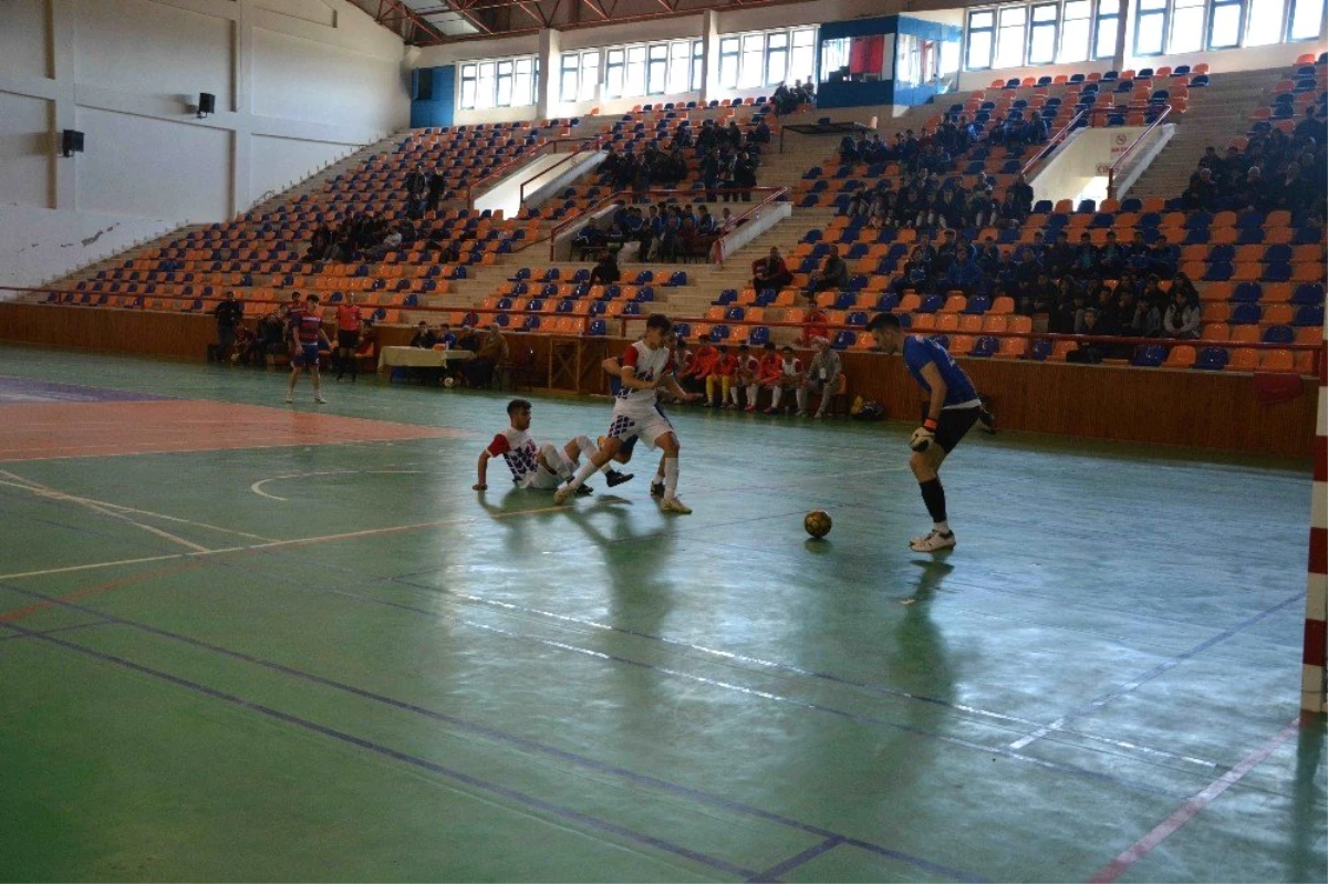 Ortaca ve Dalaman\'da Futsal Müsabakaları Sona Erdi