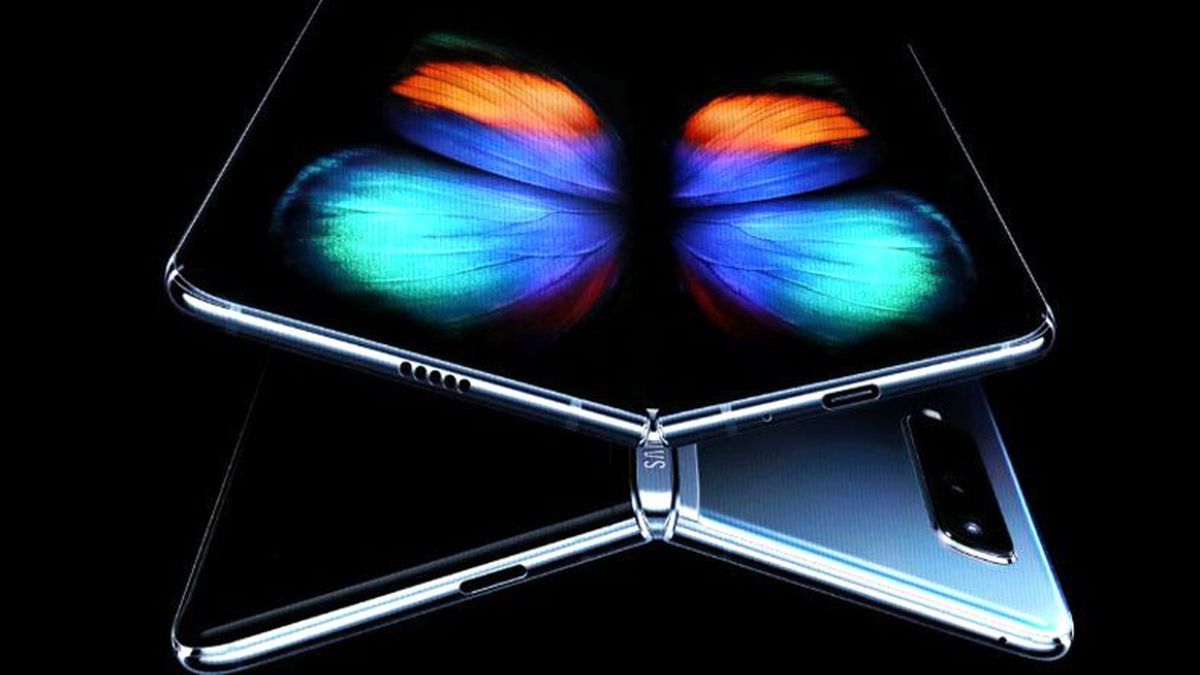 Samsung\'dan Hızlı Başlangıç: Şirket, Apple ve Google İçin Katlanabilir Ekran Üretecek