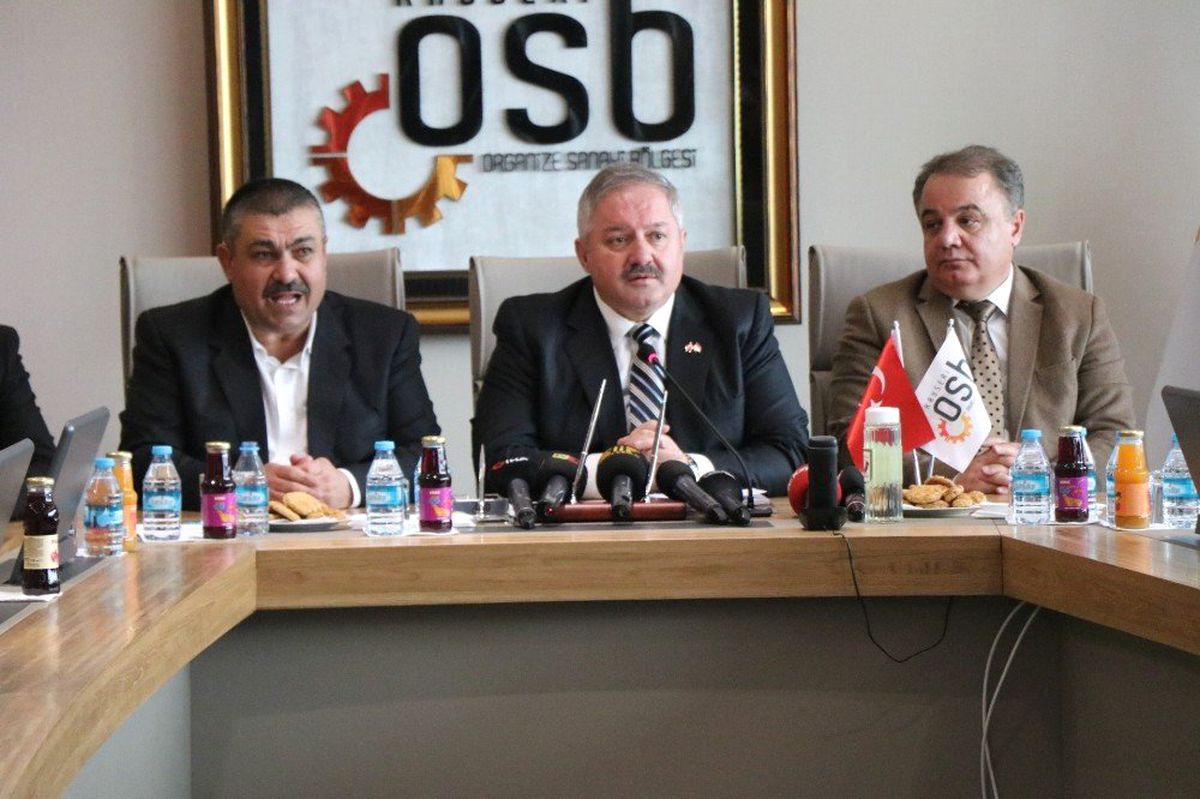 Abdulkadir Güneş: "Teknolojiyle İlerleyip Avrupa ile Yarışmak Zorundayız"