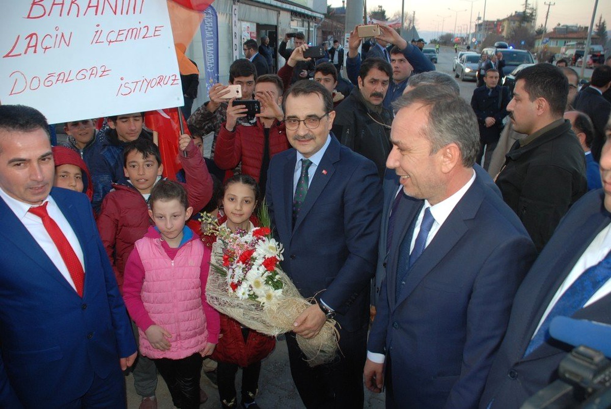 Bakan Dönmez\'den Madenlerle İlgili Açıklama