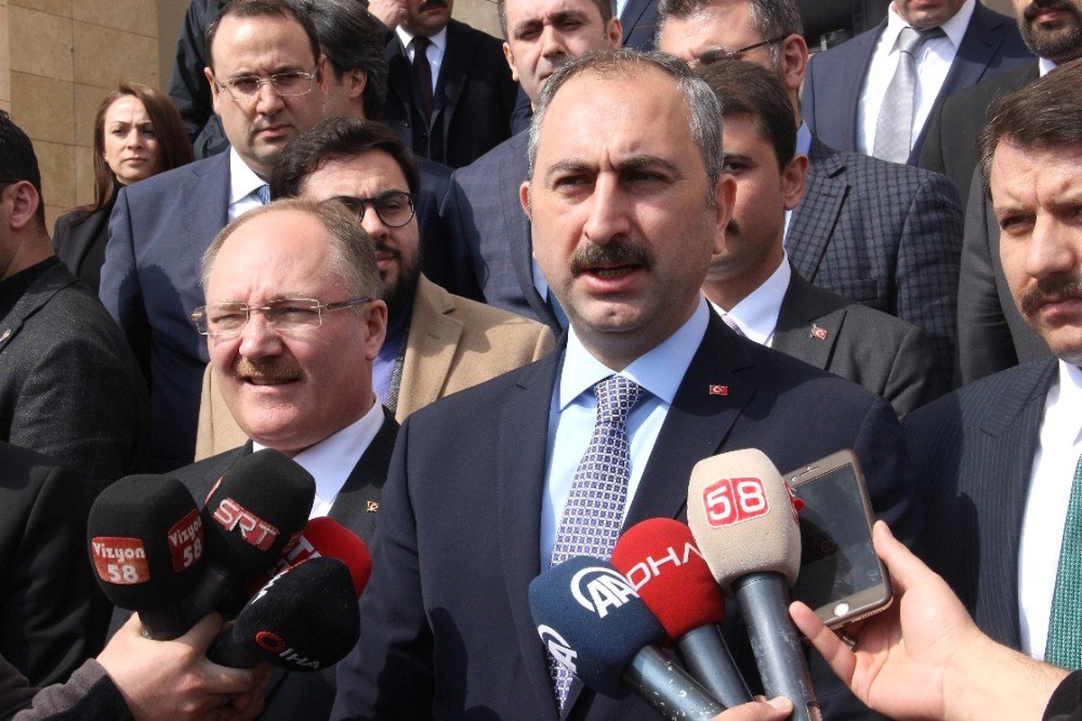 Bakan Gül: "Sigorta Şirketlerine ve Simsarlara Kanmayın"