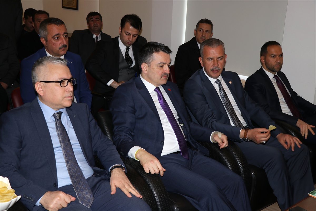 Bakan Pakdemirli "Renkli Patates" Üretim Çalışmalarını İnceledi