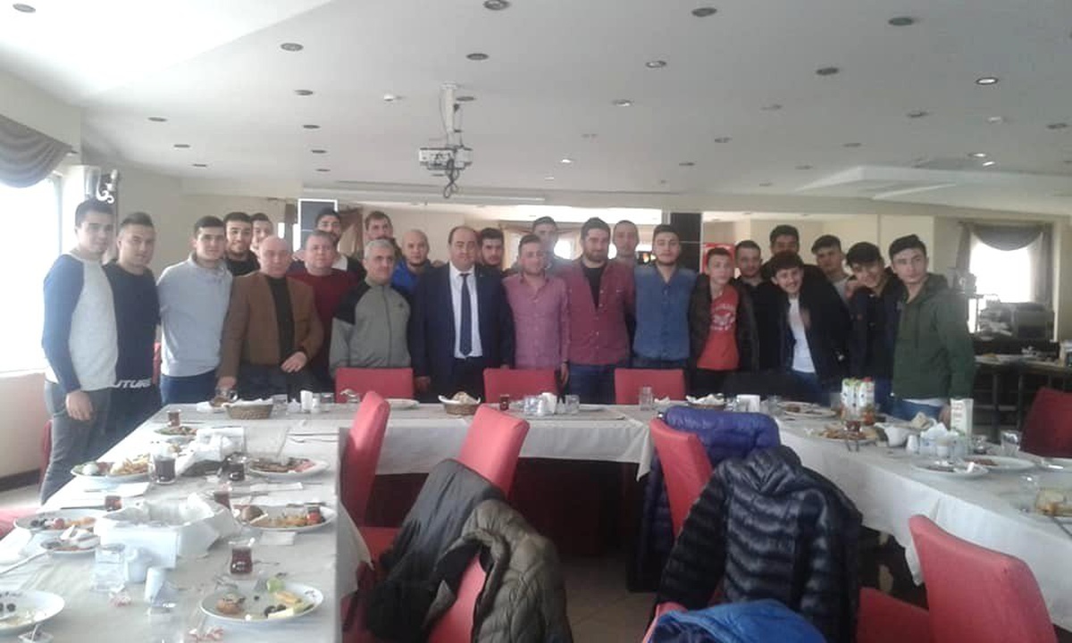 Başkan Demirtaş Futbolcularla Buluştu