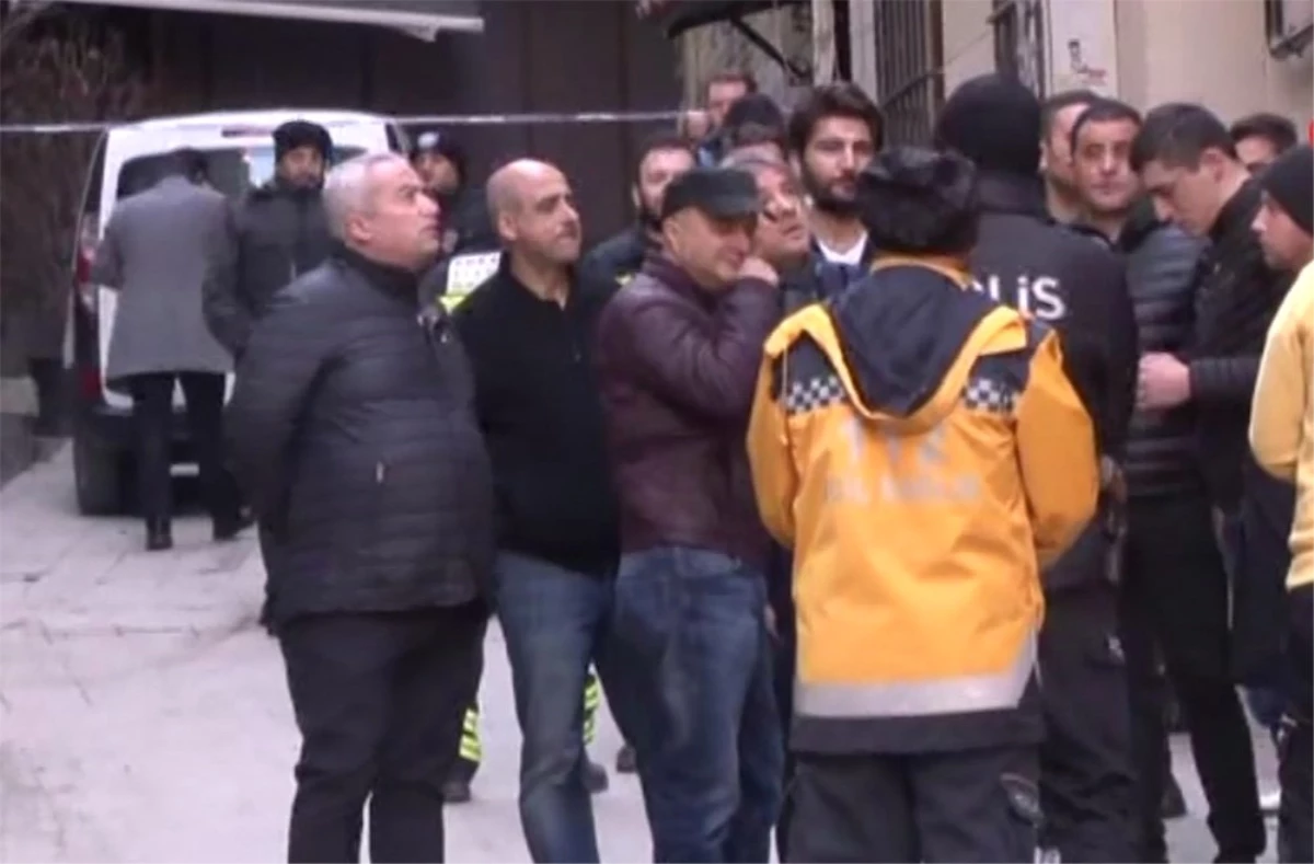 Beyoğlu\'nda 4 Kişinin Öldüğü Faciada 2 Tutuklama