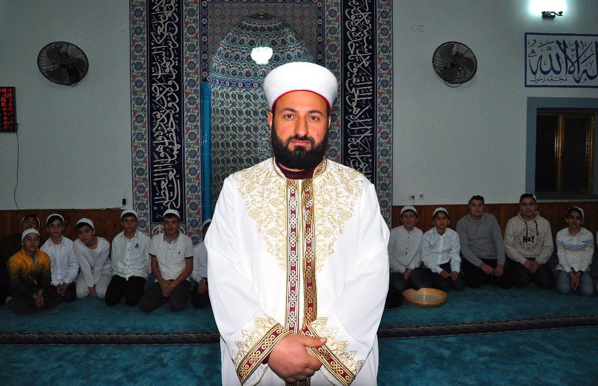 Cami İmamı Çocukların Kaderini Değiştirdi