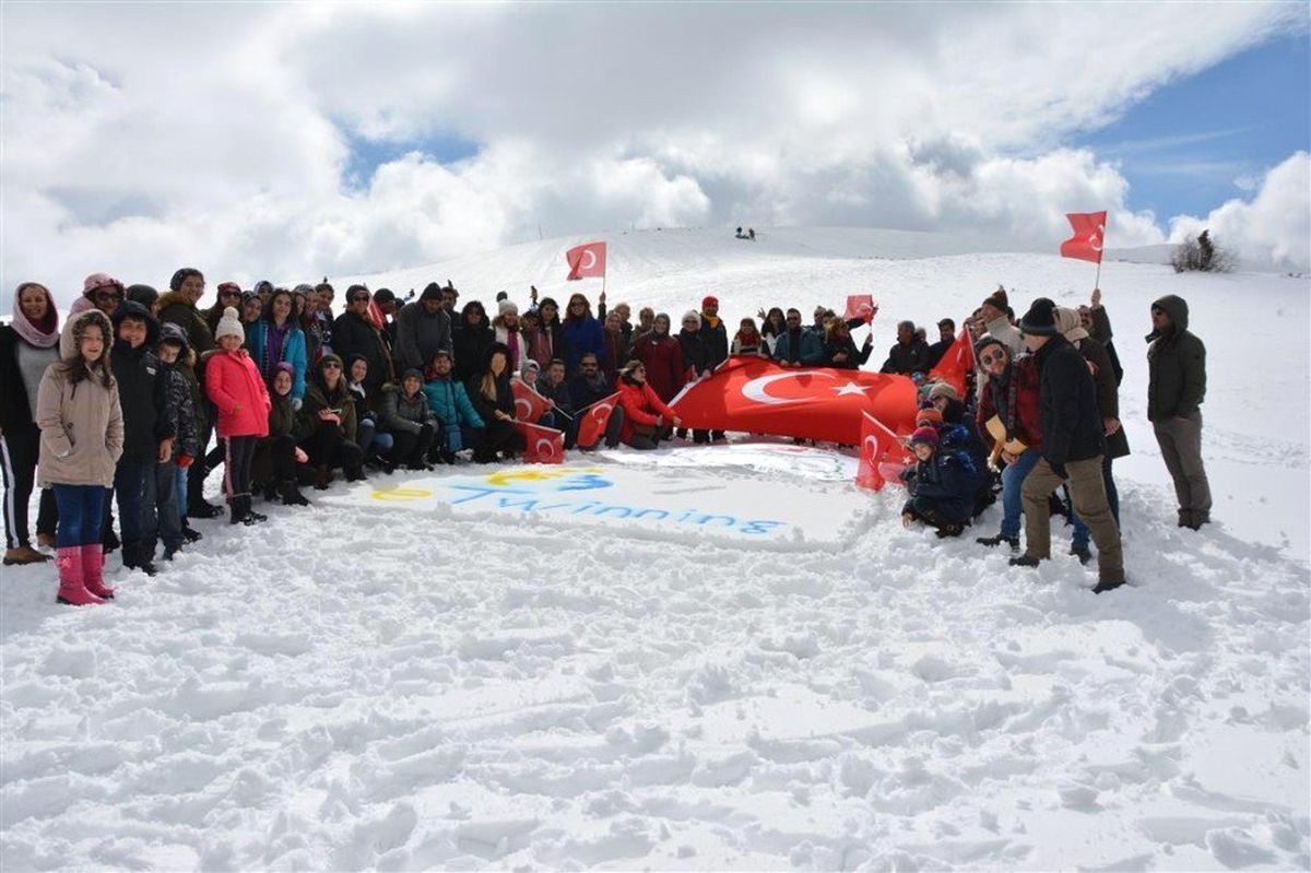 E Twinning Ateşi Derbent Aladağ\'da