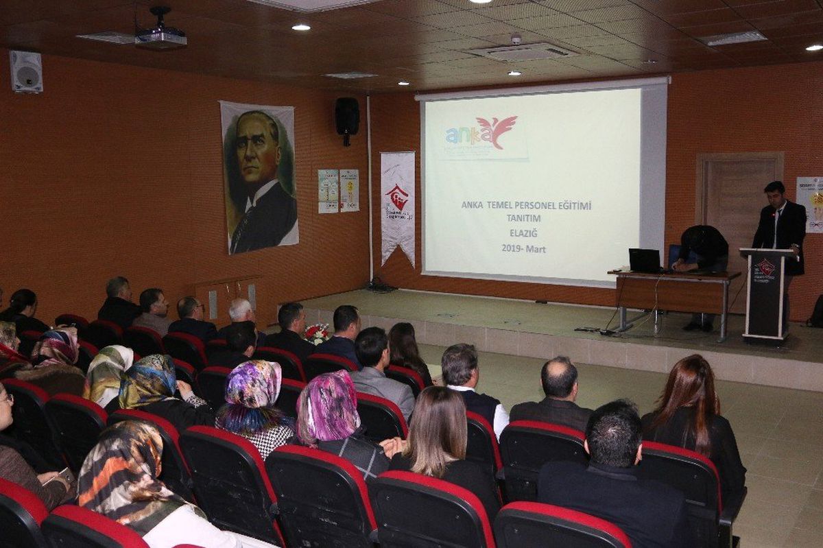Elazığ\'da "Çocuk Destek Programı" Eğitimi Başladı