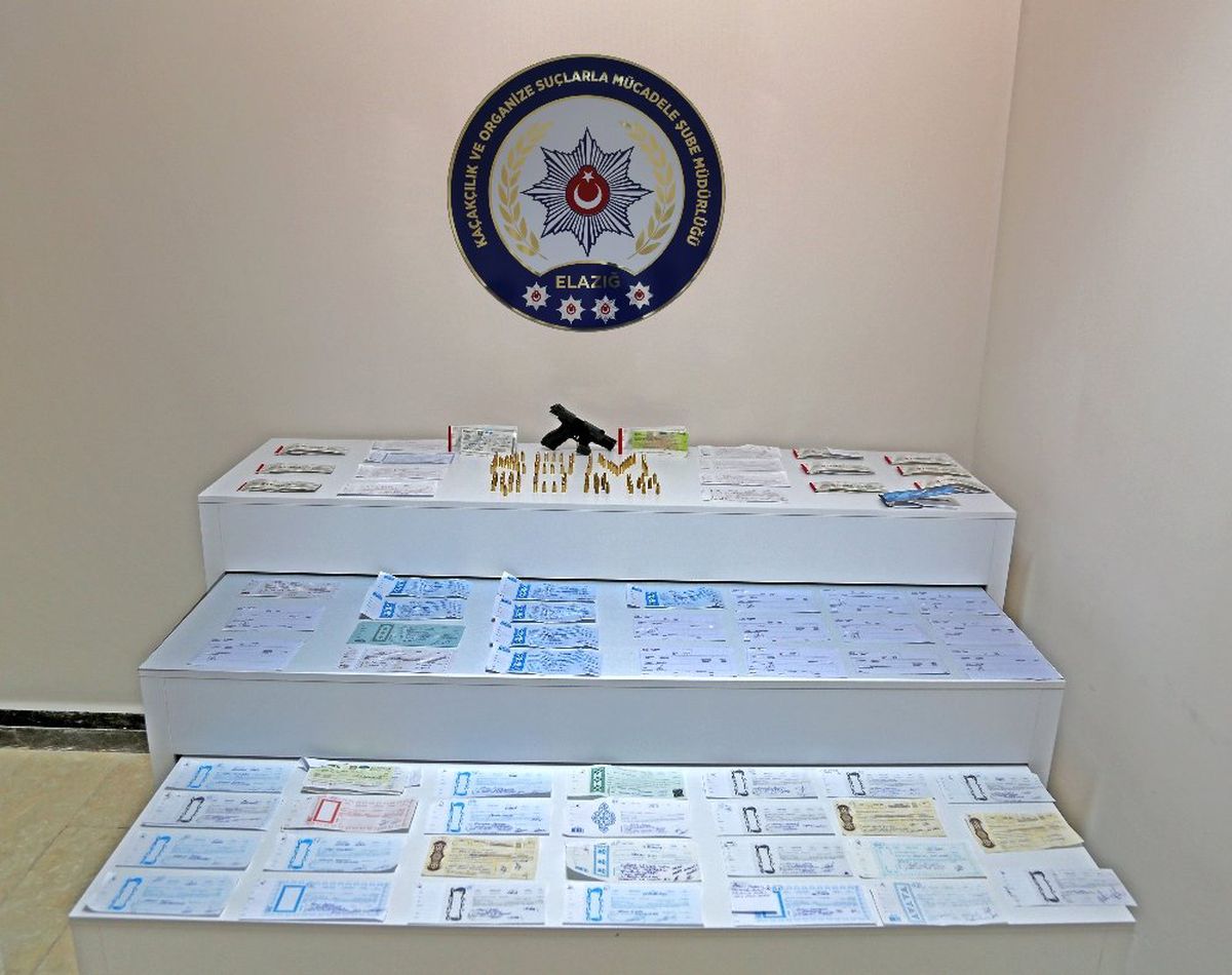 Elazığ\'da Tefeci Operasyonu: 12 Gözaltı