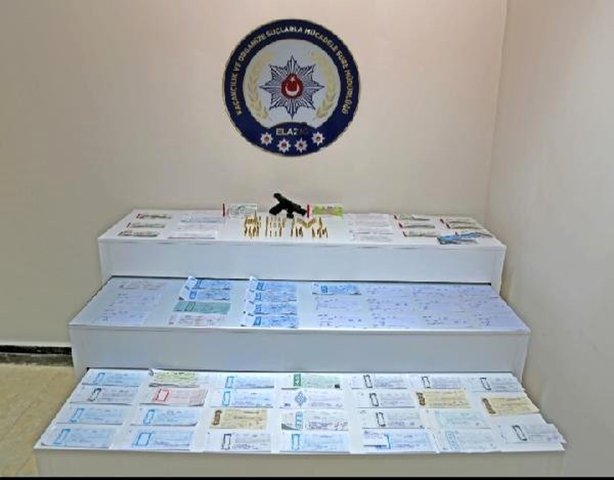 Elazığ\'da Tefecilere Operasyon: 12 Gözaltı