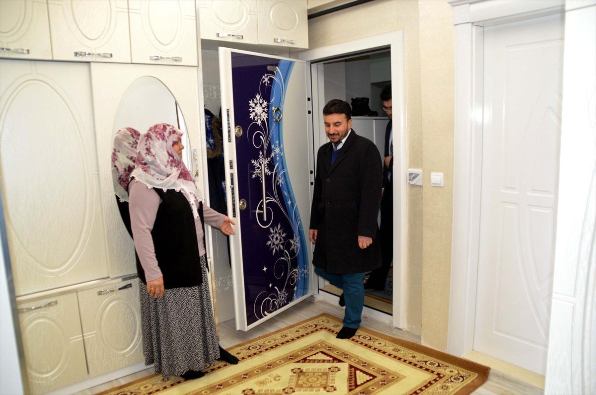 Engelli Meryem\'in Evde Eğitim Mutluluğu