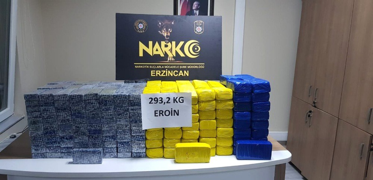 Erzincan\'da 293 Kilo Eroin Ele Geçirildi