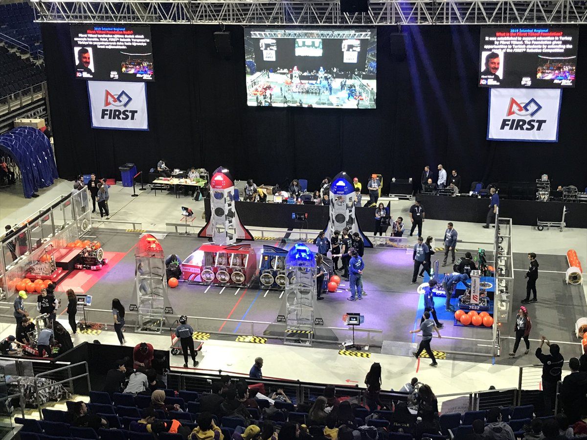 First Robotics Completition" Devam Ediyor