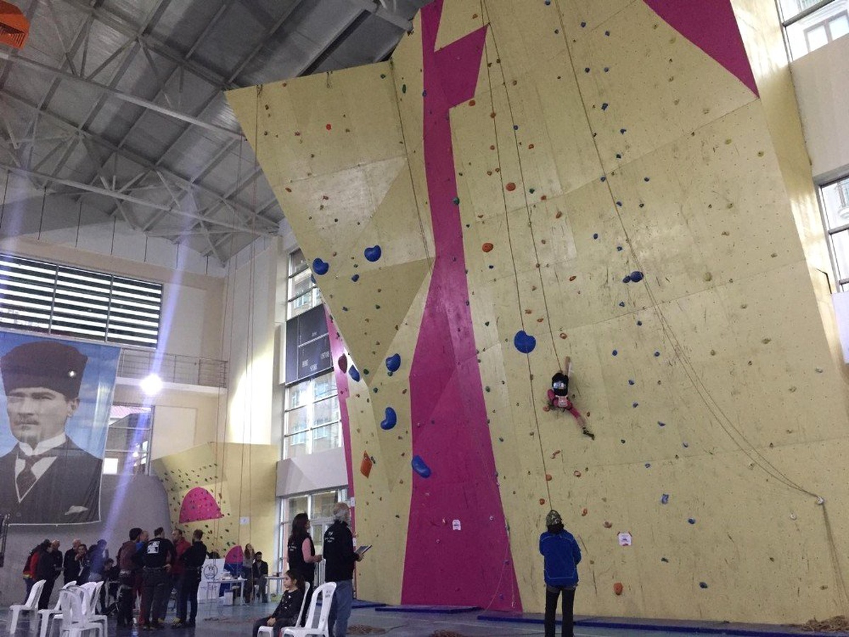 Genç Dağcılar Spor Tırmanışında Rize\'de Yarıştı