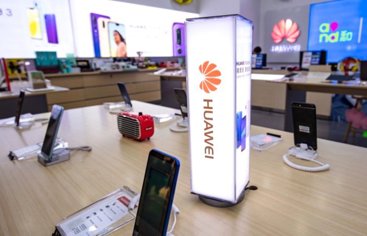 Huawei, kendi ürünlerini yasaklatmak için dava açacak