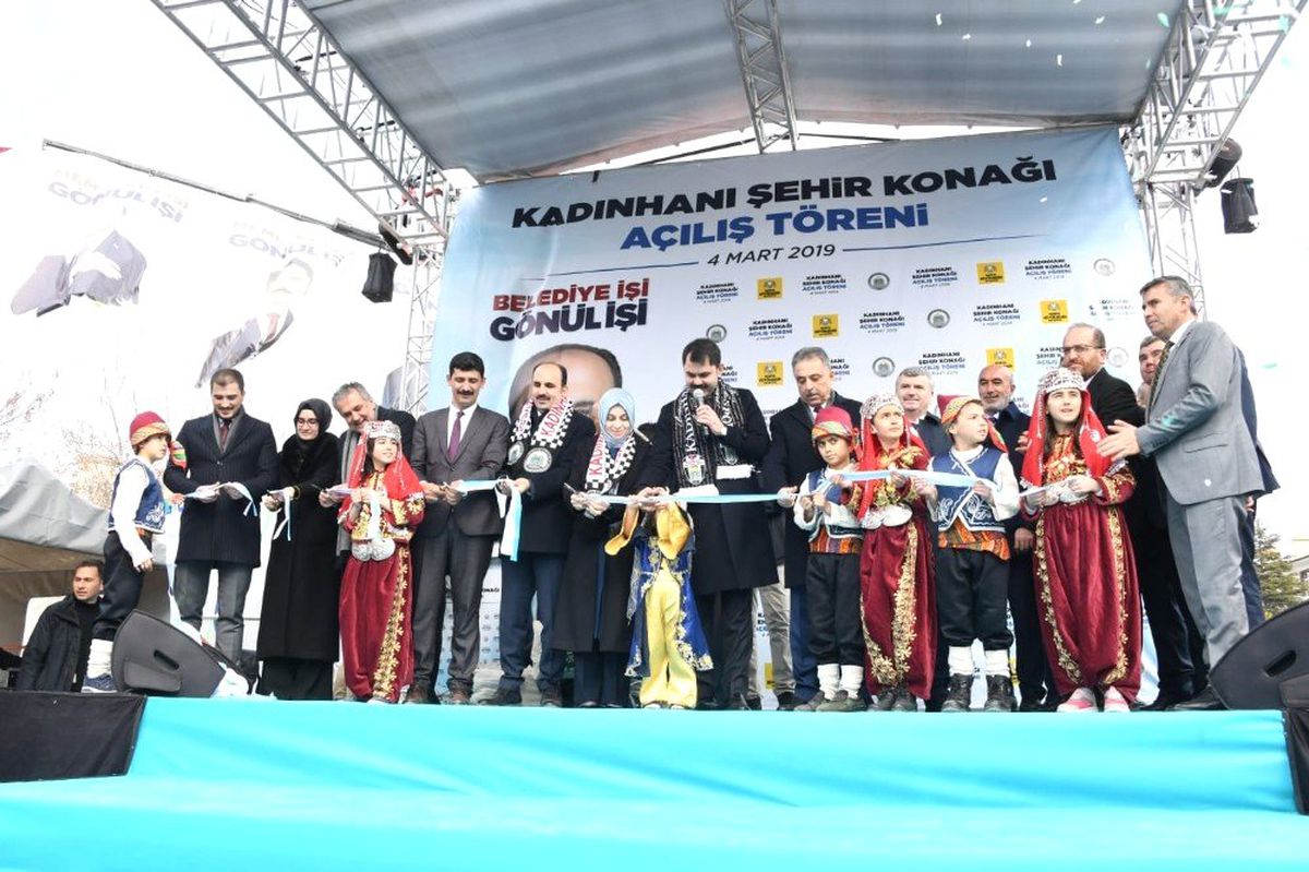 Kadınhanı Şehir Konağı Bakan Kurum\'un Katılımı ile Açıldı