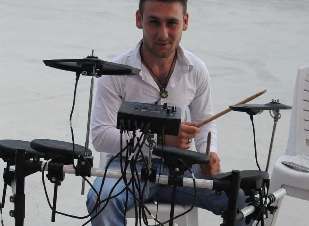Kayıp Baterist Ölü Bulundu