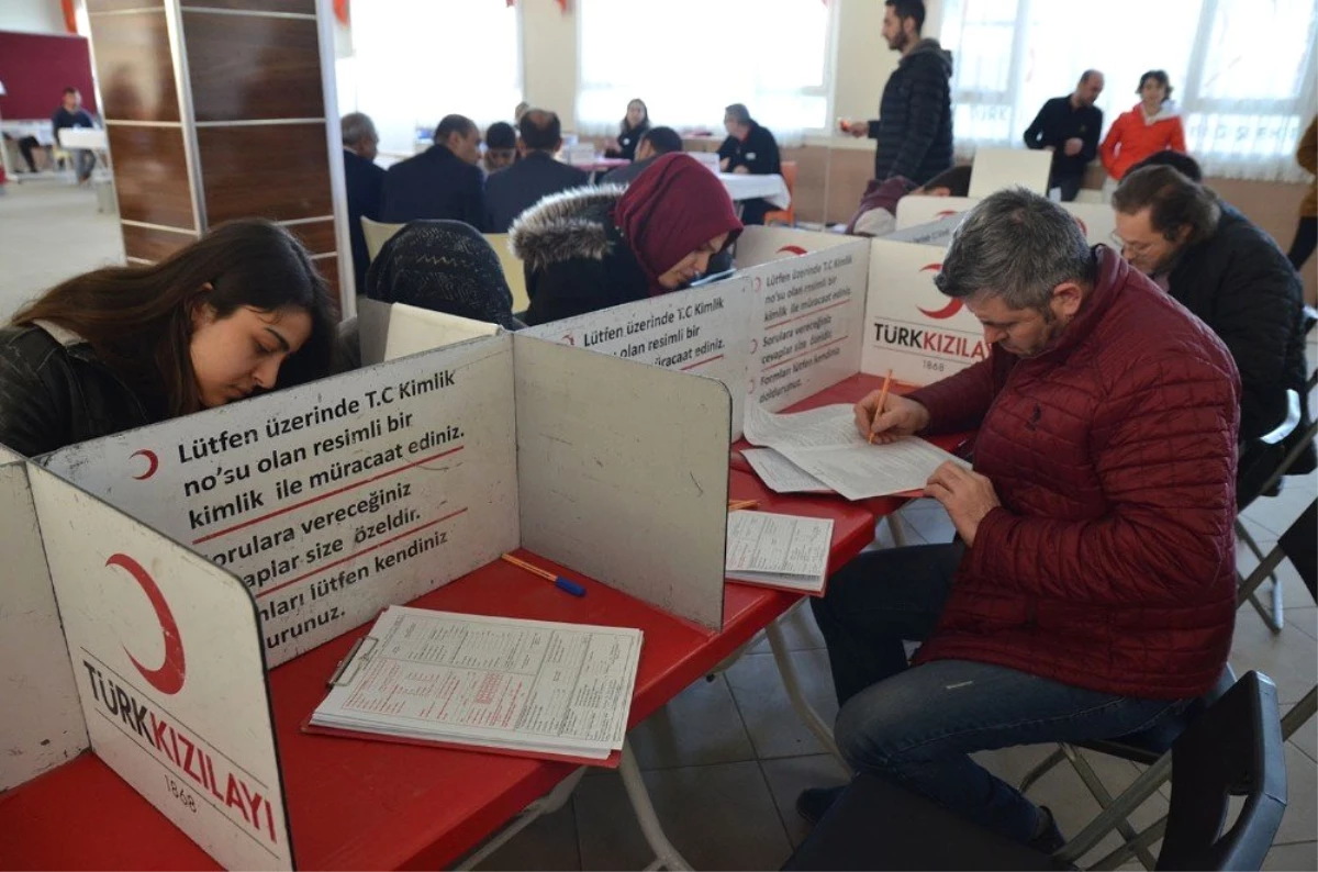 Lösemi Olan Arkadaşları İçin Gönüllü Ordusu Kurdular