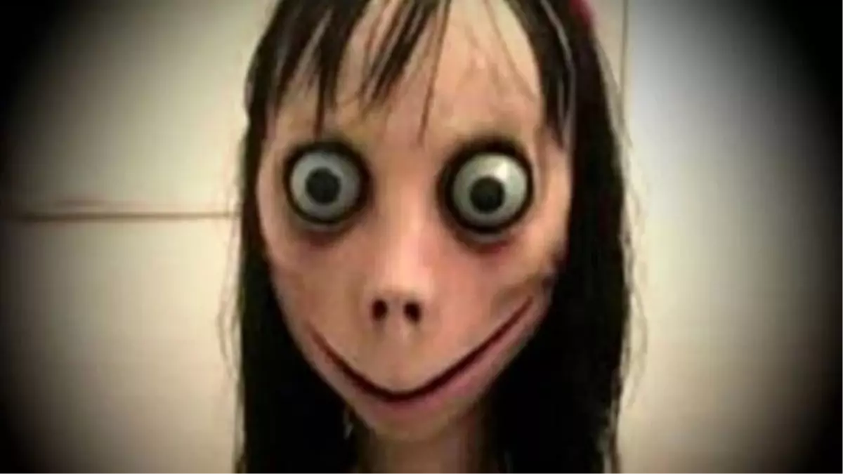 Momo\'nun Simgesi Haline Gelen Heykelin Yaratıcısı: Momo Öldü, Laneti Kalktı