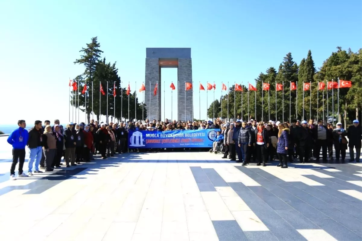 Muğla Büyükşehir Belediyesi 300 Kadını Çanakkale\'ye Götürdü