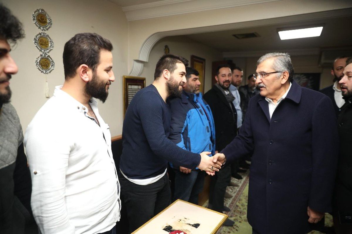 Murat Aydın, "Tek Yürek" Dizisi Oyuncularının Hikayesini Anlattı