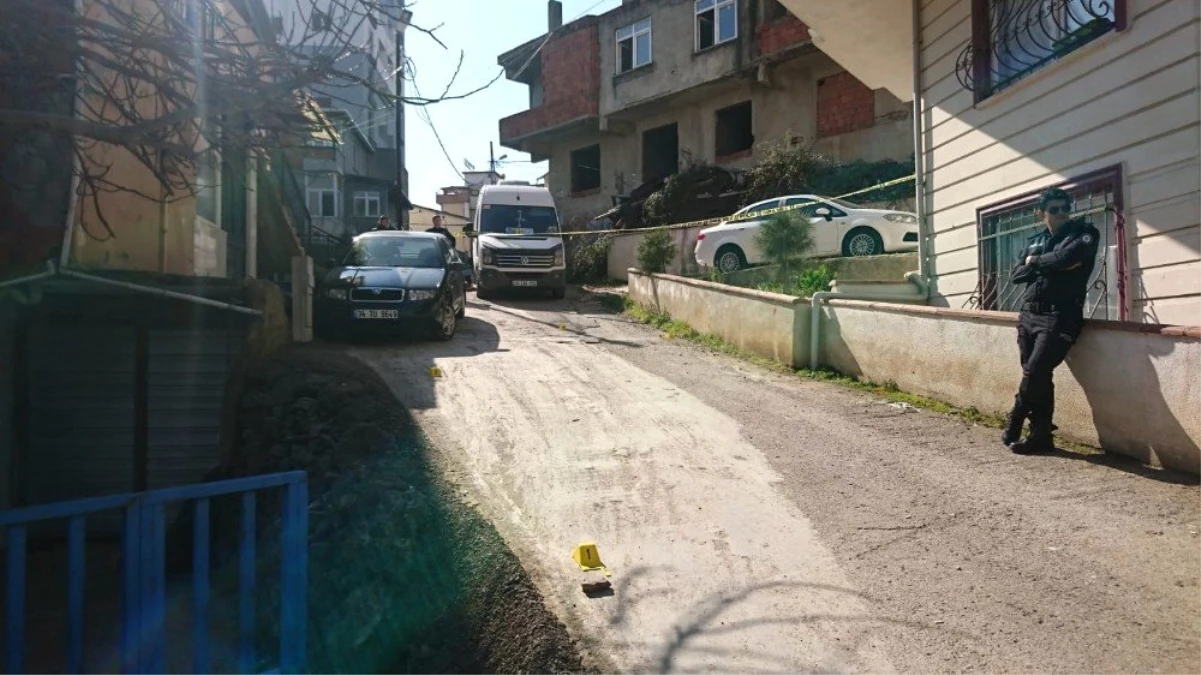 Pendik\'te Aile Kavgası Kanlı Bitti: 1 Ölü