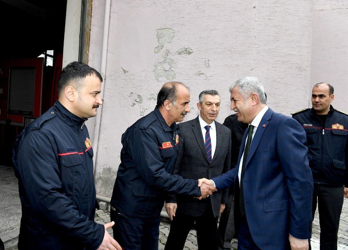 Polat İtfaiyecilerle Bir Araya Geldi