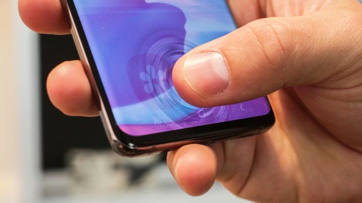 Samsung Haklı Çıktı: Optik Parmak İzi Okuyucu, Sahte Nesne ile Kandırıldı
