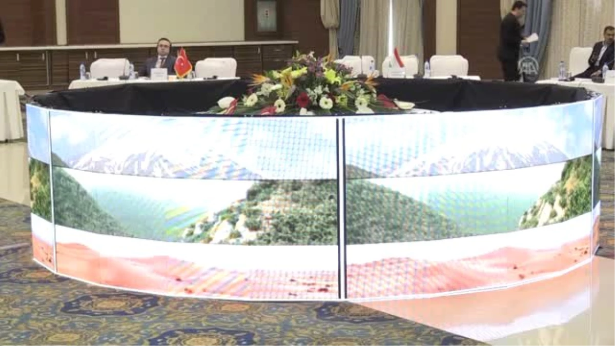 Tahran\'da Kuzey-Güney Ulaştırma Koridoru Toplantısı Başladı