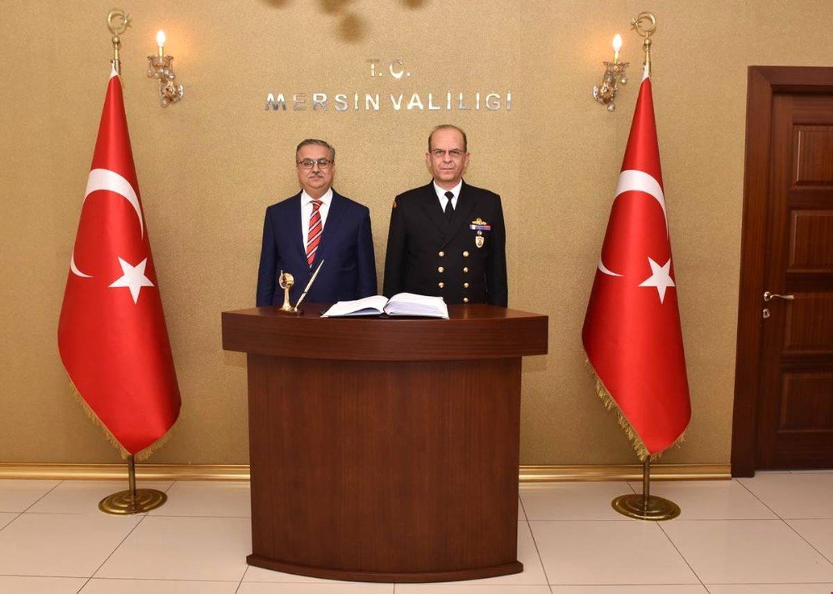 Tuğamiral Kendir\'den Vali Su\'ya Ziyaret