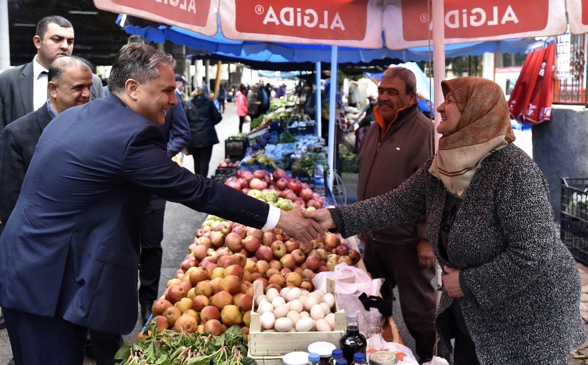 Uysal, Hemşeri Dernekleriyle ve Pazarcı Esnafıyla Buluştu