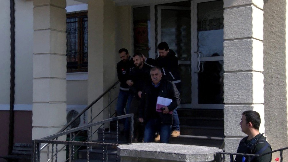 Yol Verme Tartışması Kanlı Bitti: 1 Ölü