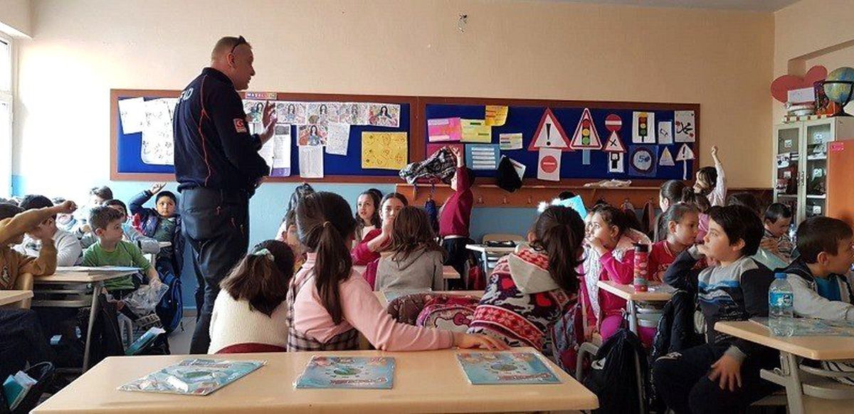 Afad\'dan Miniklere Eğitim