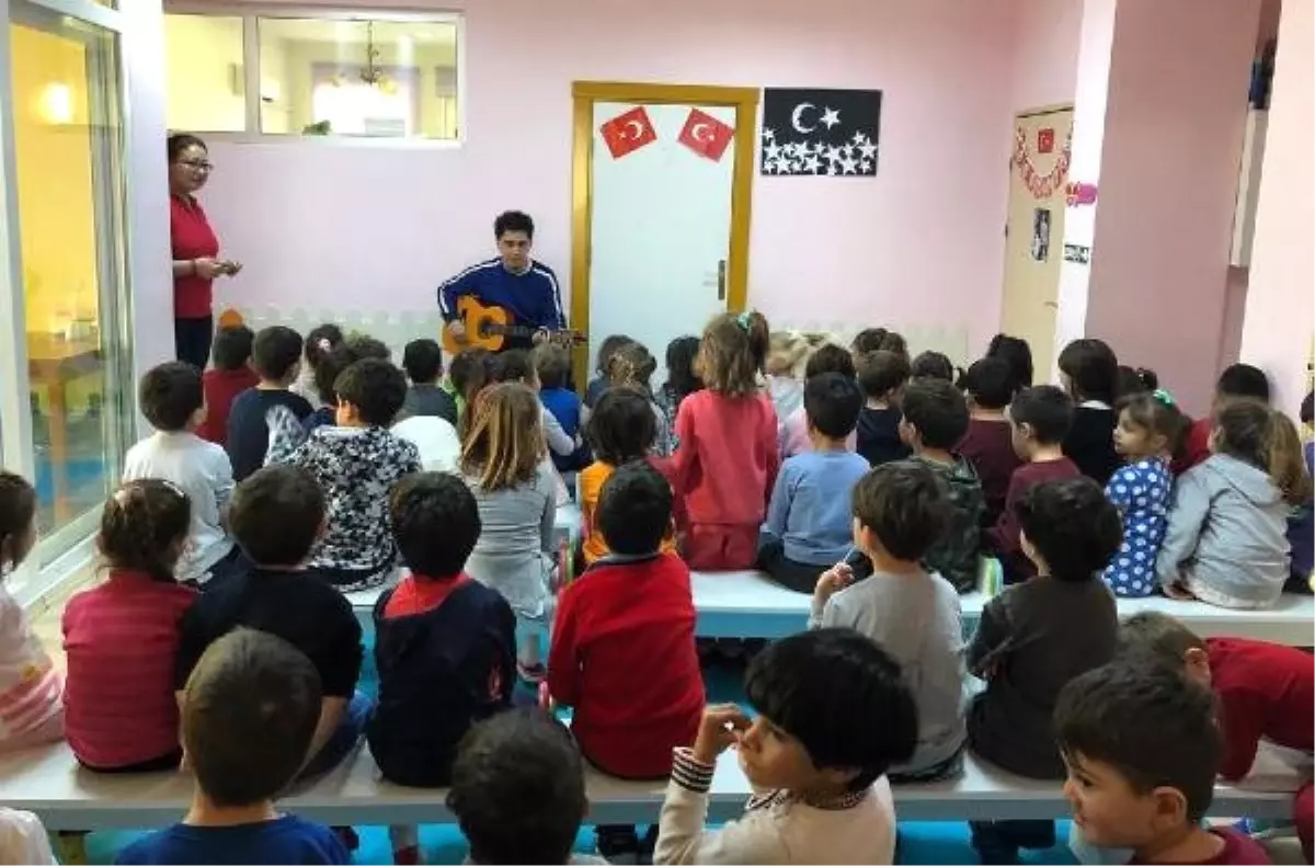 Anaokulu Öğrencilerine Mini Konser