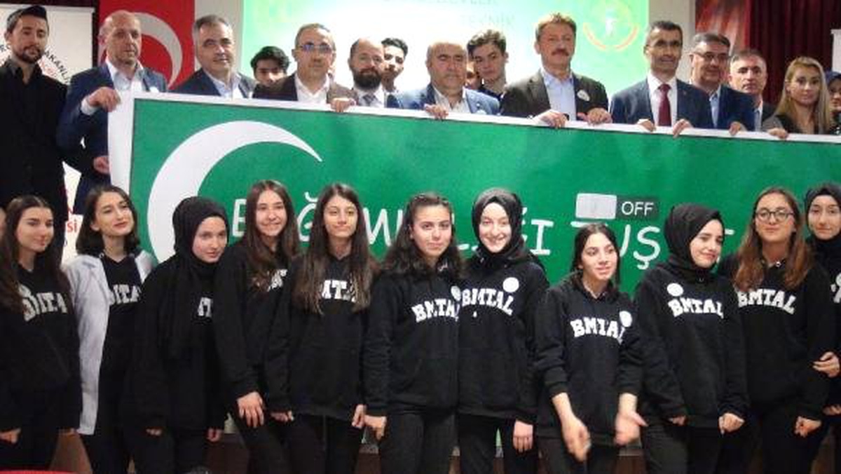 Bağımlılığı Tuş Et" Yarışmasında Dereceye Girenler Ödüllendirildi