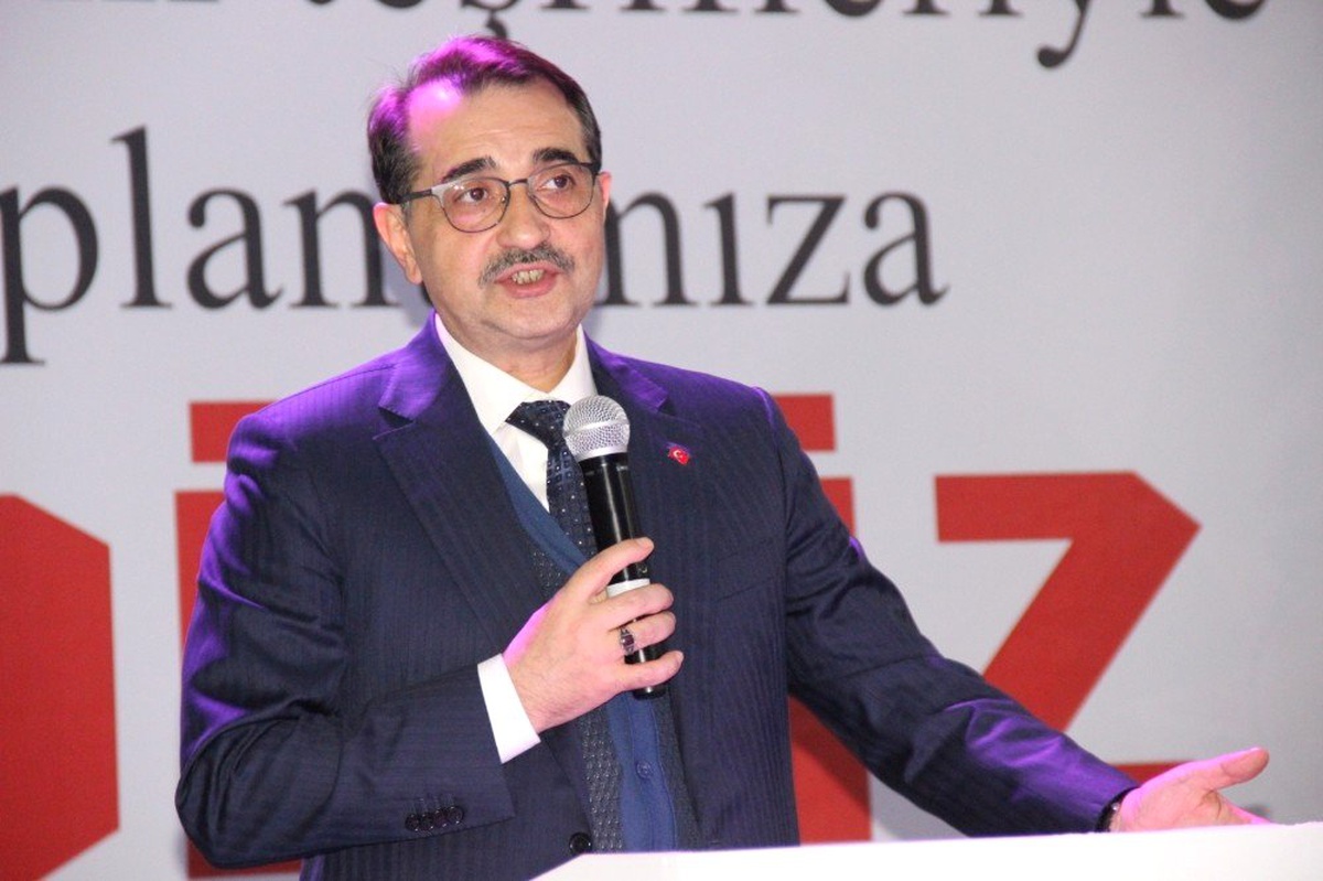 Bakan Dönmez: "2019 Yılında 140 Sondaj Vurarak Petrol ve Doğalgaz Arayacağız"
