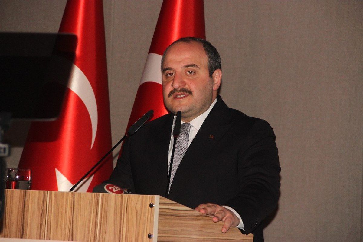 Bakan Varank\'tan Türkiye Uzay Ajansı İçin Aym\'ye Giden Chpye Tepki