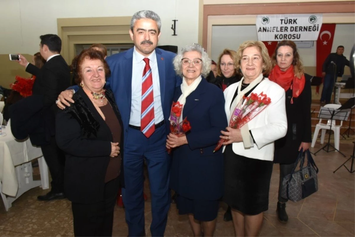Başkan Alıcık, Türk Anneler Derneği\'nin Programına Katıldı