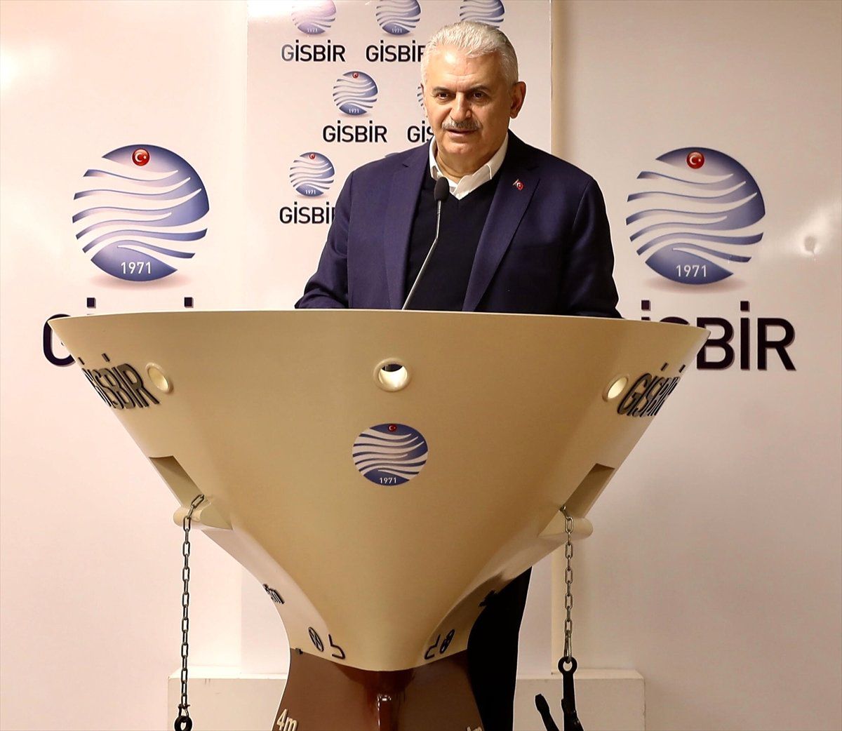 Binali Yıldırım Tersane İşçileriyle Buluştu