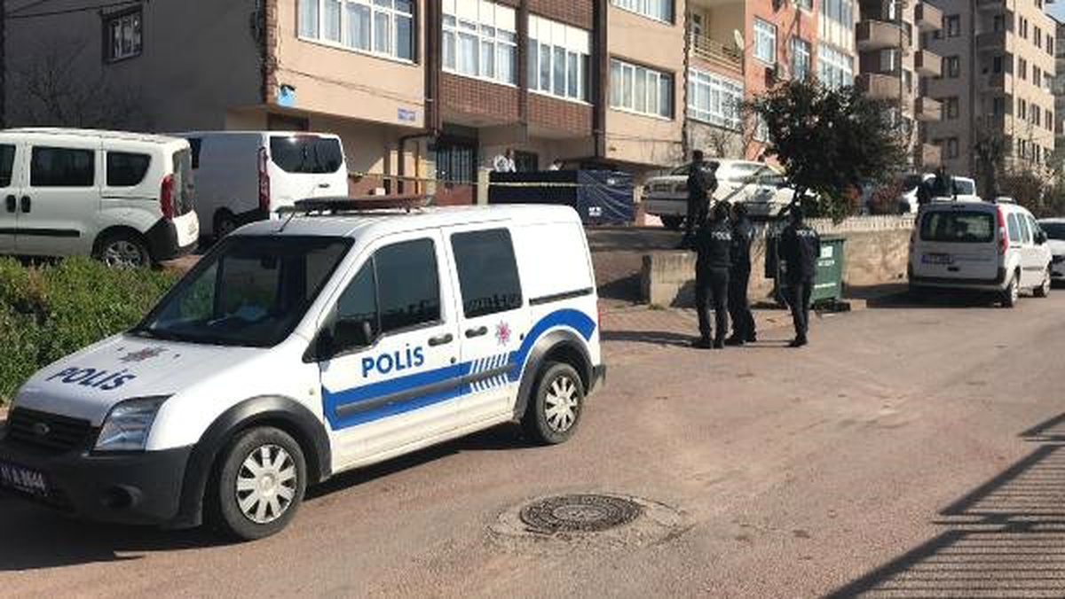 Bunalıma Giren Şoför, 7\'nci Kattan Ölüme Atladı