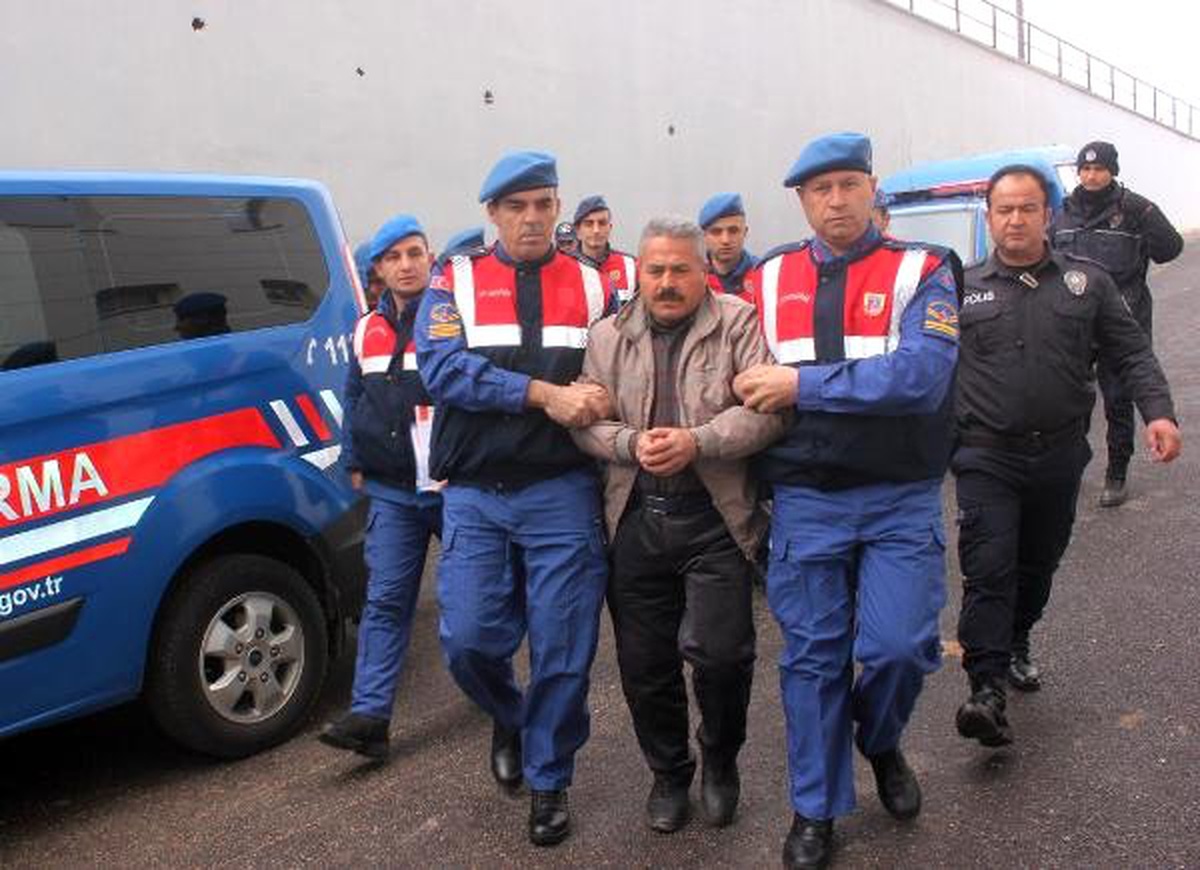 Cinayet Zanlısı: Eşimin Yanında Bana Küfür Etti