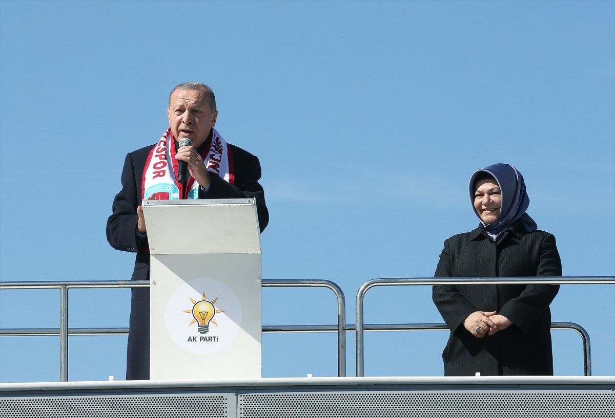 Cumhurbaşkanı Erdoğan: "(Kılıçdaroğlu) 9 Seçim Kaybetti Hala Bırakmıyor Koltuğu, Çok Seviyor...