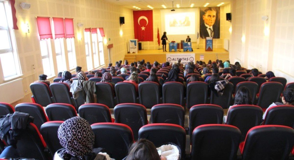 Dpü-Kamer Seminerleri Devam Ediyor