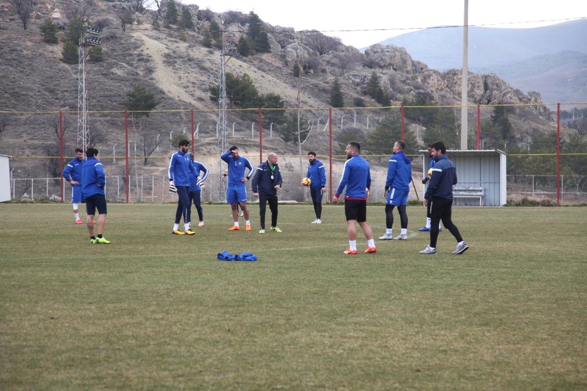 E.yeni Malatyaspor Çıkış Arıyor
