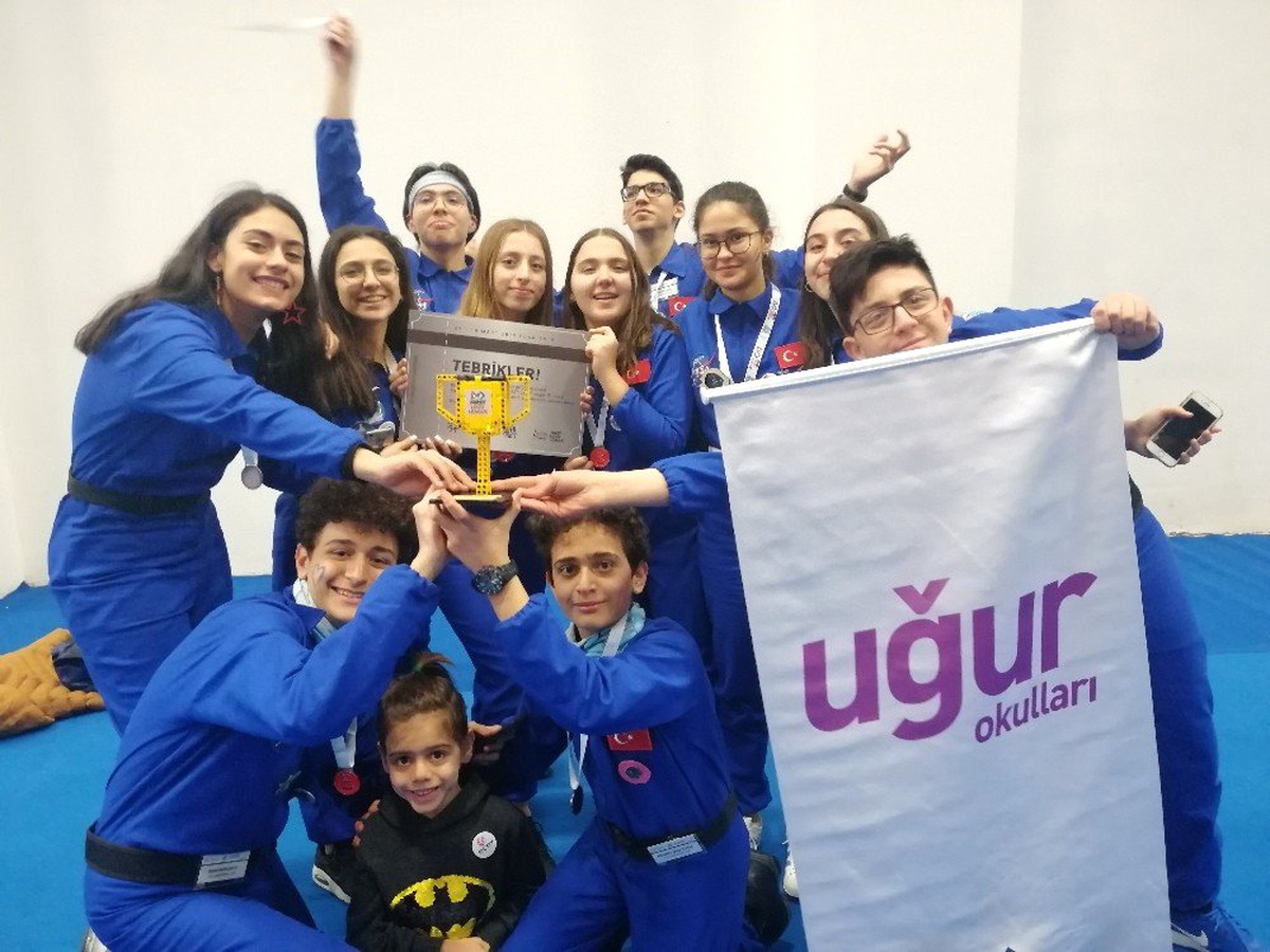 Fll\'de Astronot Egzersizlerine Yeni Yaklaşım Projesi: Emspace