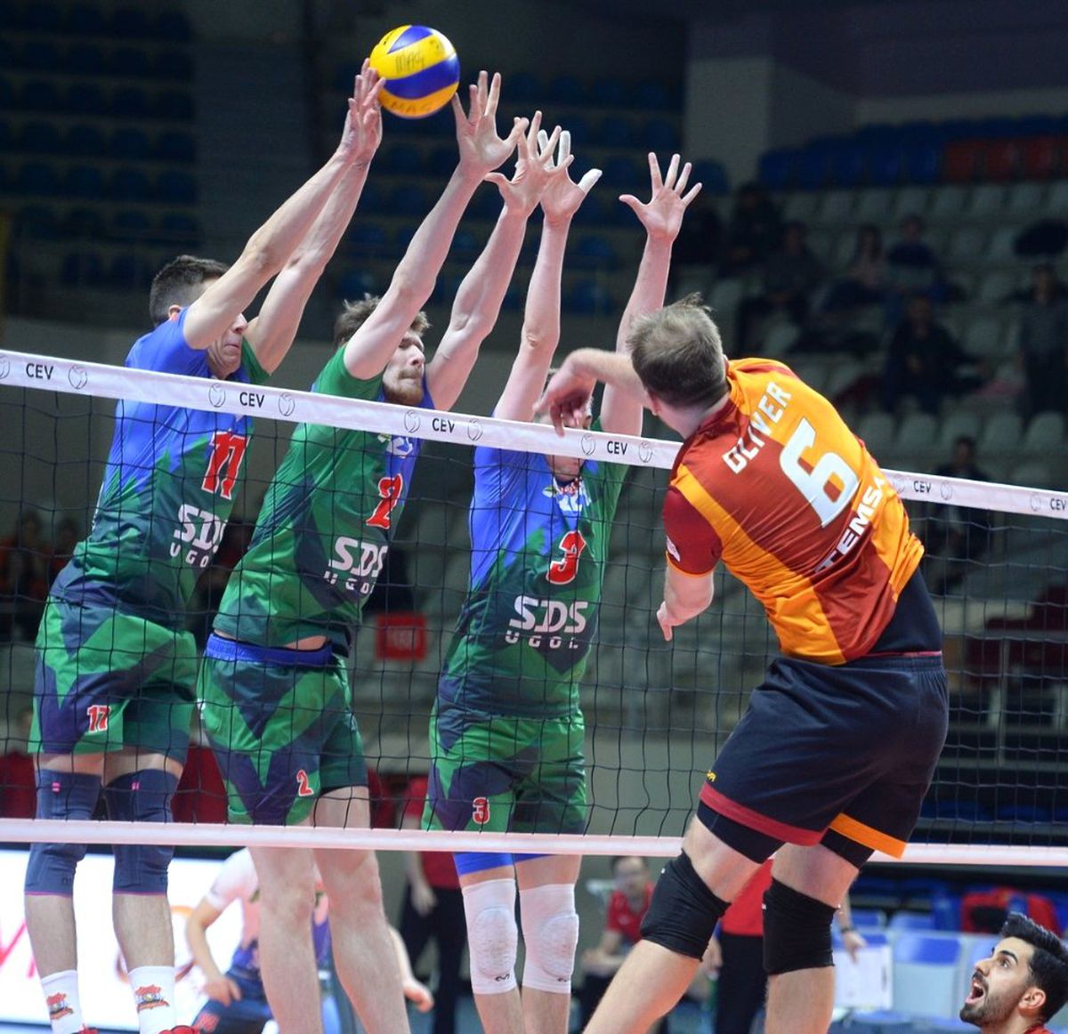 Galatasaray Cev Cup\'ta Finalde