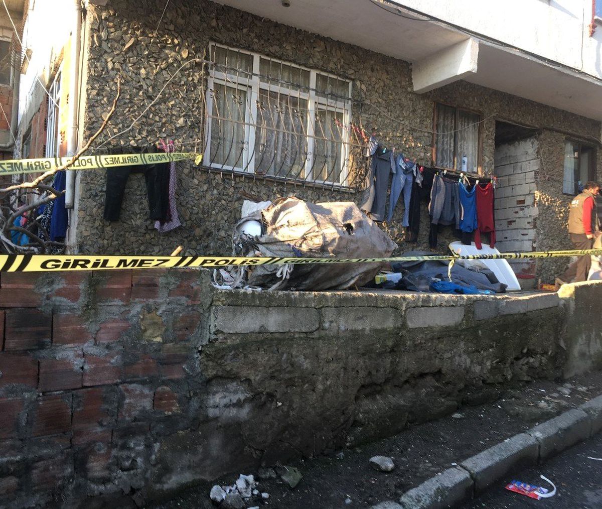Geri Dönüşümden Topladığı Çöp Patladı
